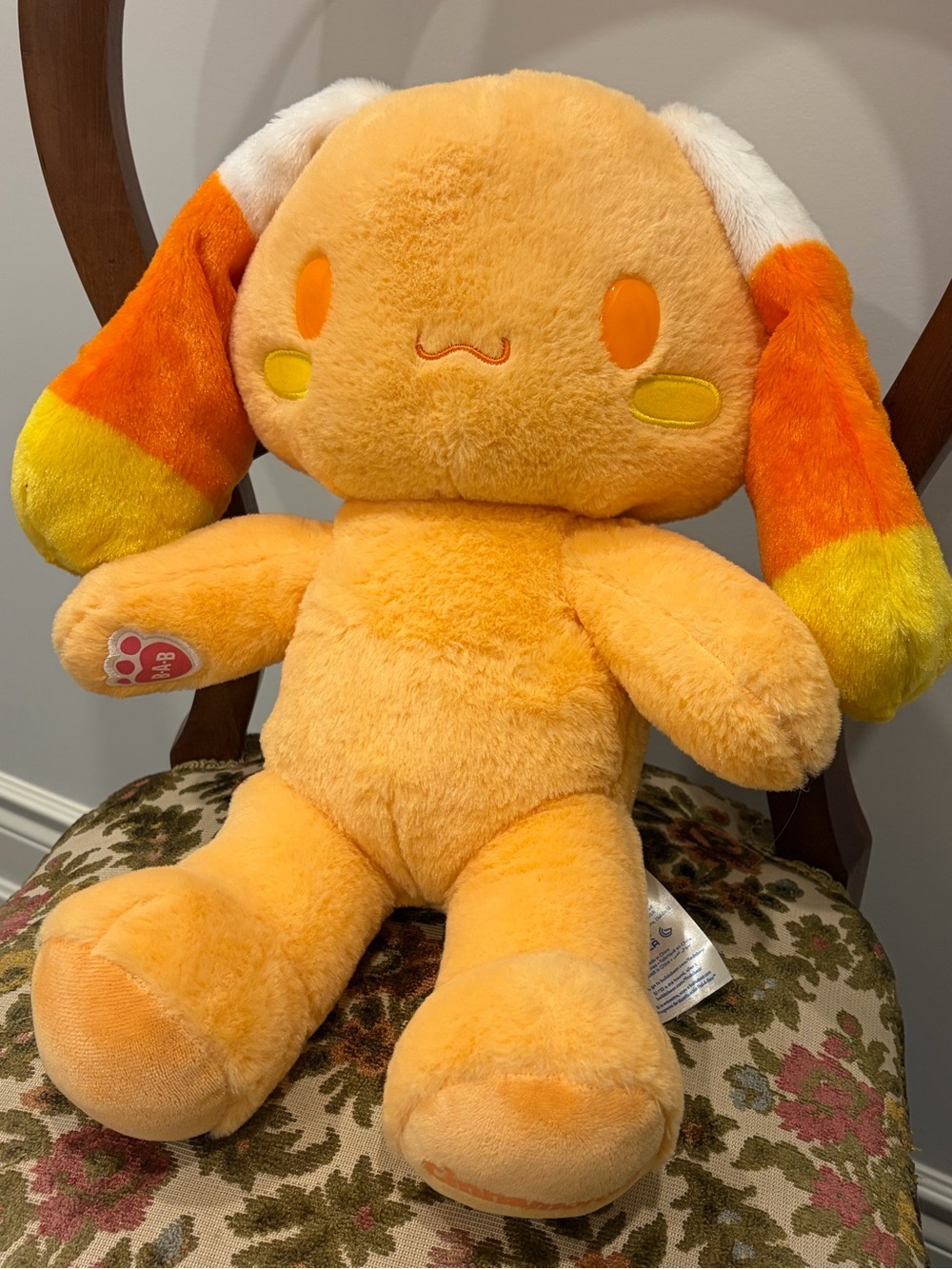 Limited Edition Halloween Build a Bear x Sanrio Cinnamoroll - Candy Corn